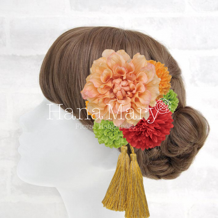 赤とピンクの可愛いコーデ