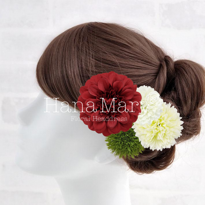 赤、白、黄緑の髪飾り