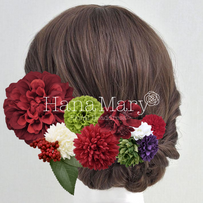 豪華なダリアとピンポンマム