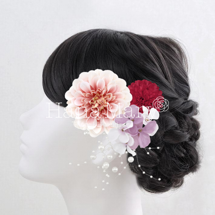 華やかダリアとあじさい