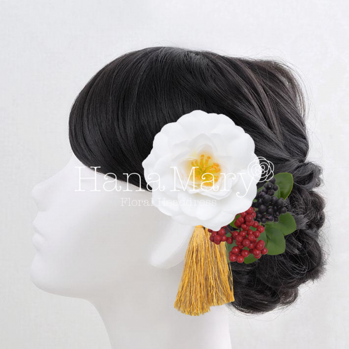 大きな雪椿の髪飾り