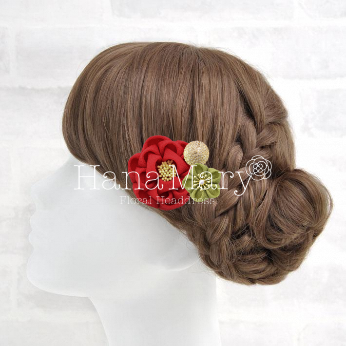 つまみ細工の髪飾り