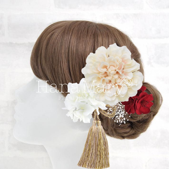 大きな白のダリアの髪飾り