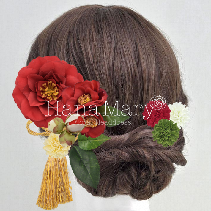 3つの椿で華やかな飾りに