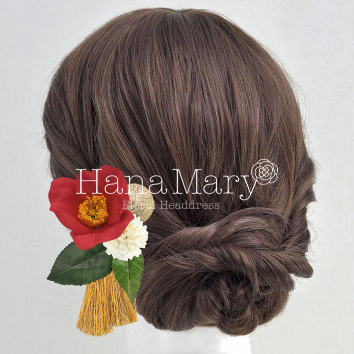 赤い椿の髪飾り