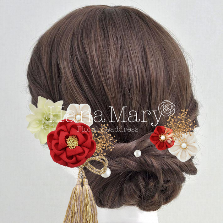 赤と白のつまみ細工の髪飾り