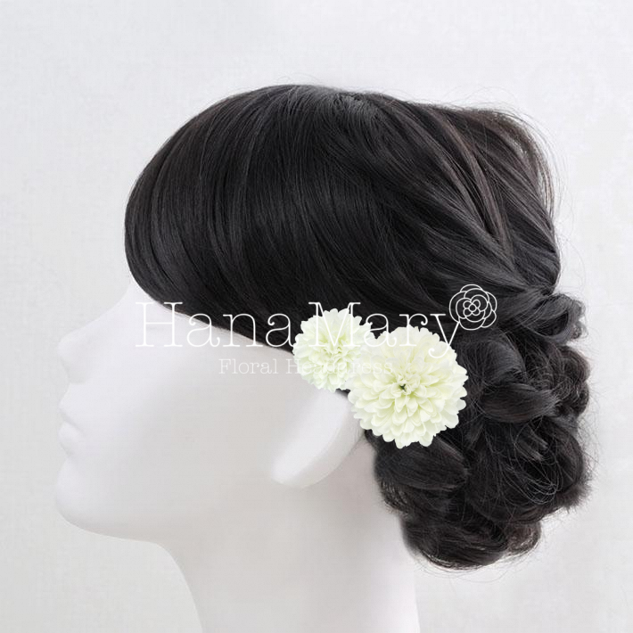白マムの髪飾り