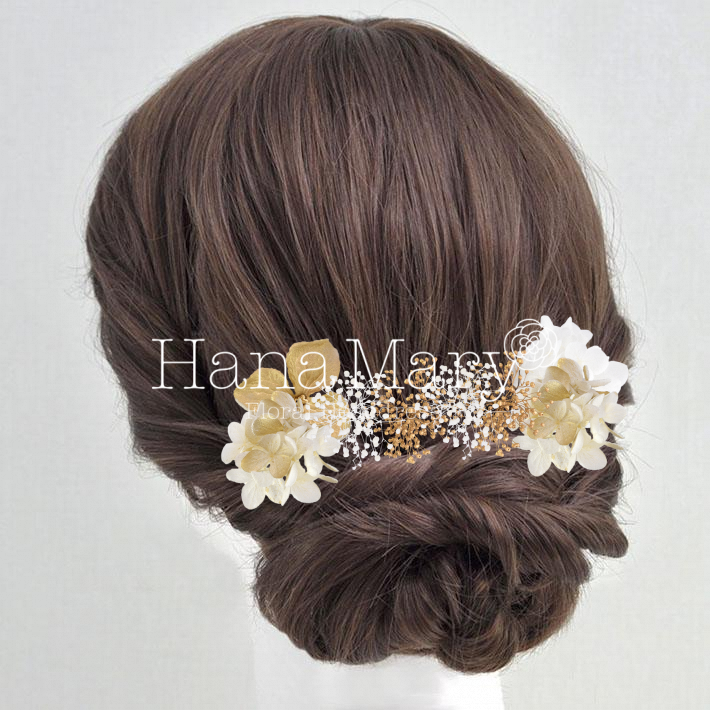 白とゴールドのあじさい