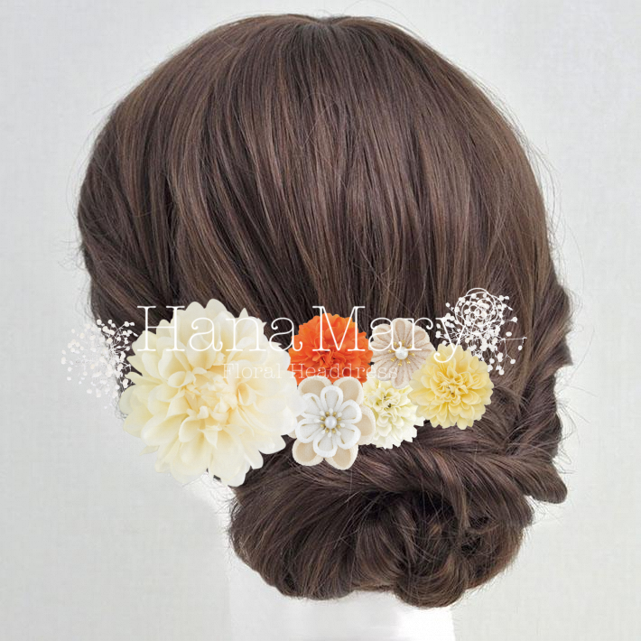 オレンジと白のピンポンマム