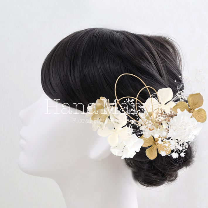 ホワイトゴールドの上品お飾り