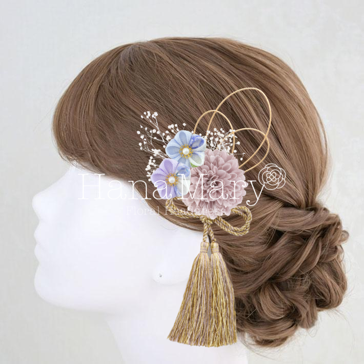 ピンポンマムとつまみ細工、ドライフラワーの髪飾り