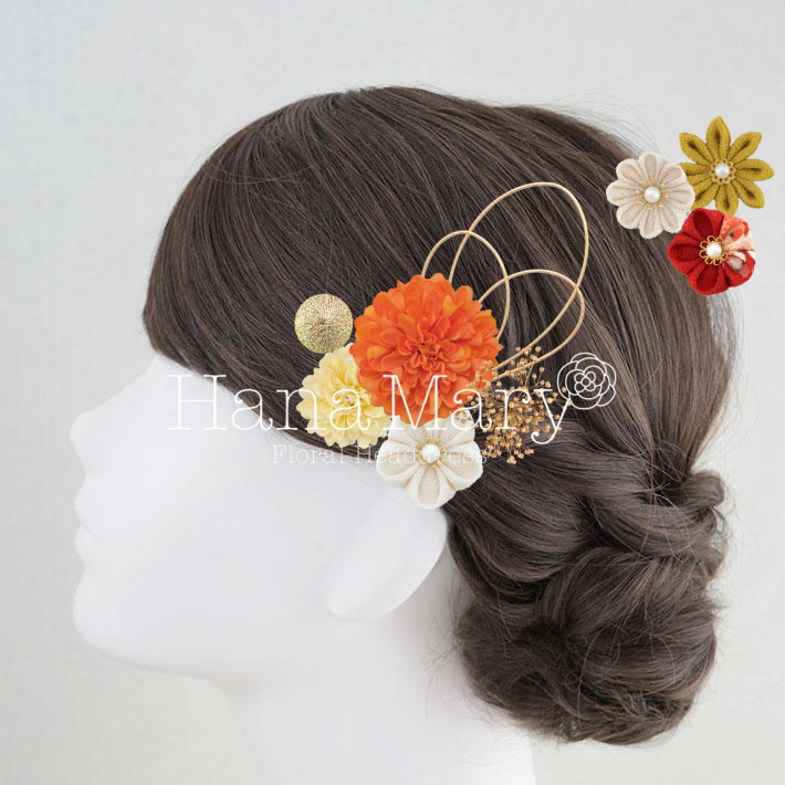 つまみ細工とマムとかすみ草