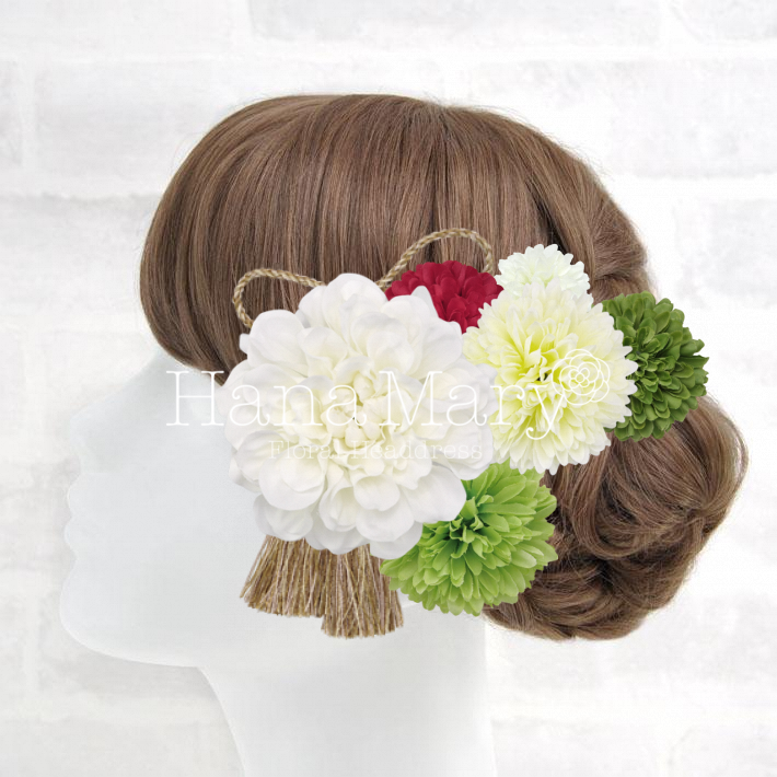 白緑に赤アクセント