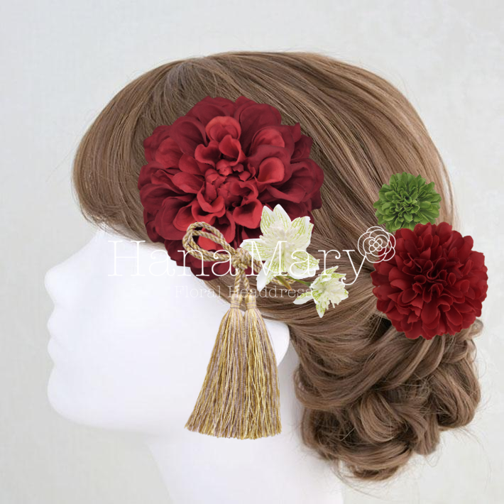 赤ダリアと赤い