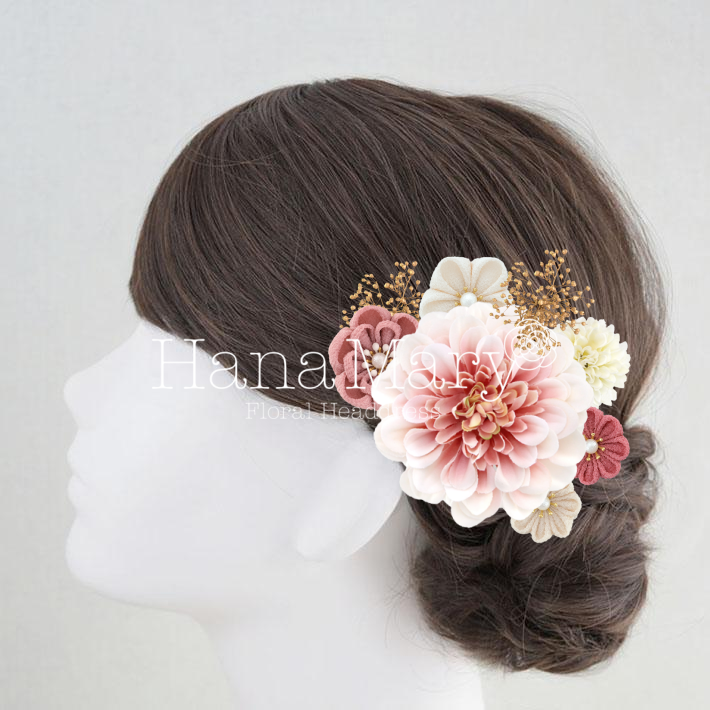 白とピンクと金の髪飾り2