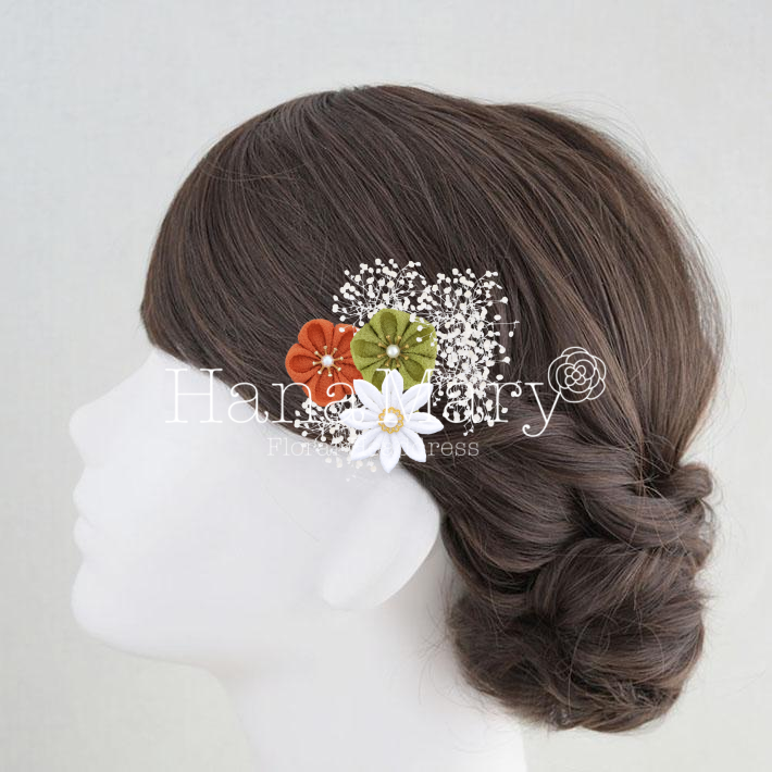 小さなつまみとナチュラルフラワー