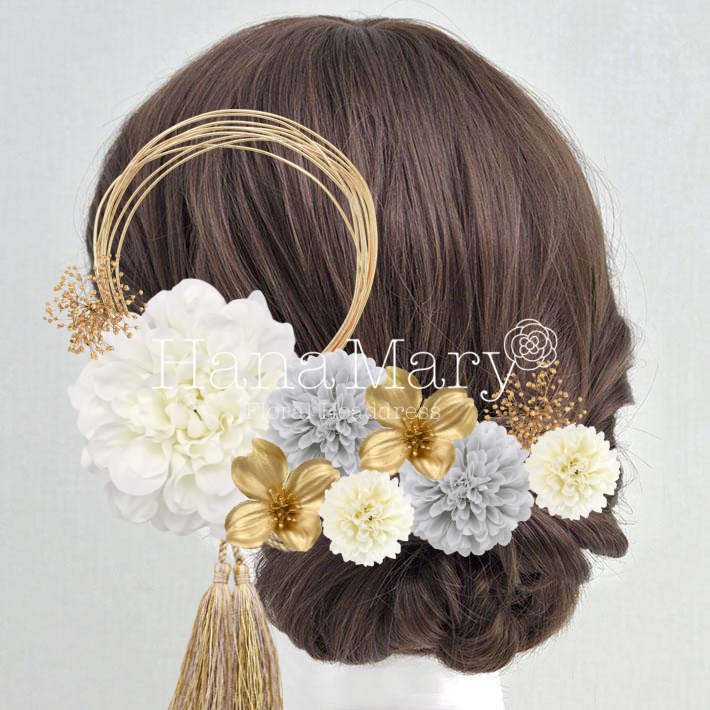 ダリアとゴールドのアレンジ