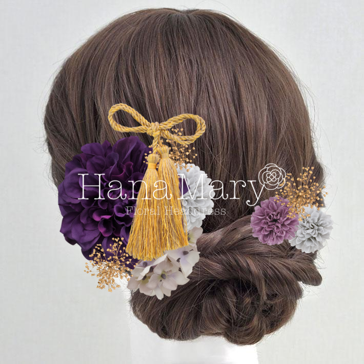 濃紫ダリアとかすみ草とタッセル