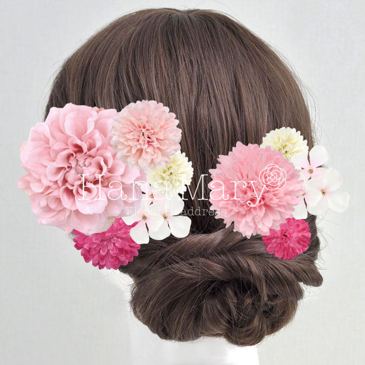 ピンクがかわいい髪飾り