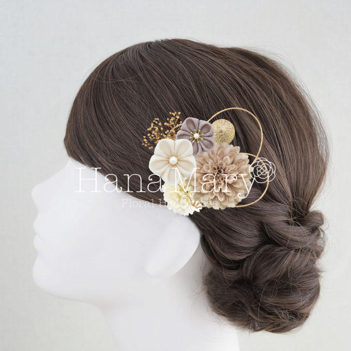 くすみカラーのピンポンマムと水引