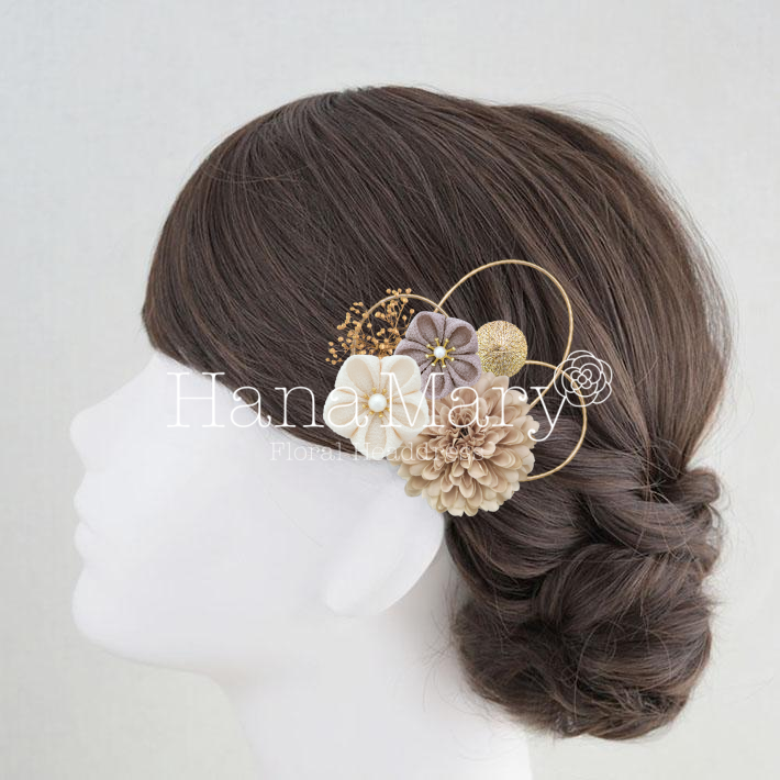 くすみカラーのピンポンマムと水引