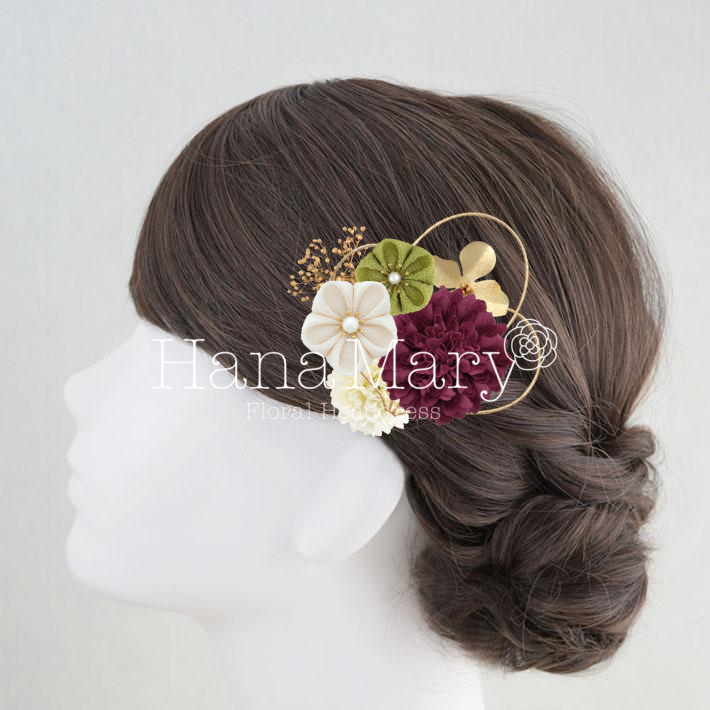 アジサイとボルドーのピンポンマム