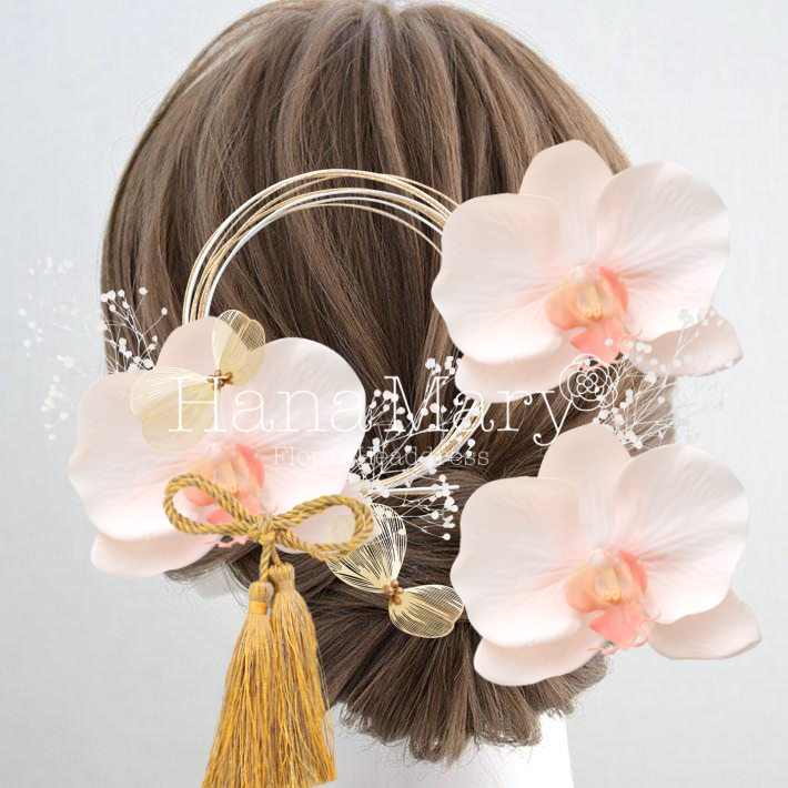 胡蝶蘭とタッセル