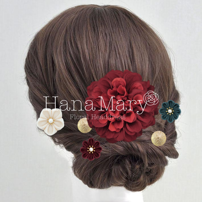 ワインレッドと緑