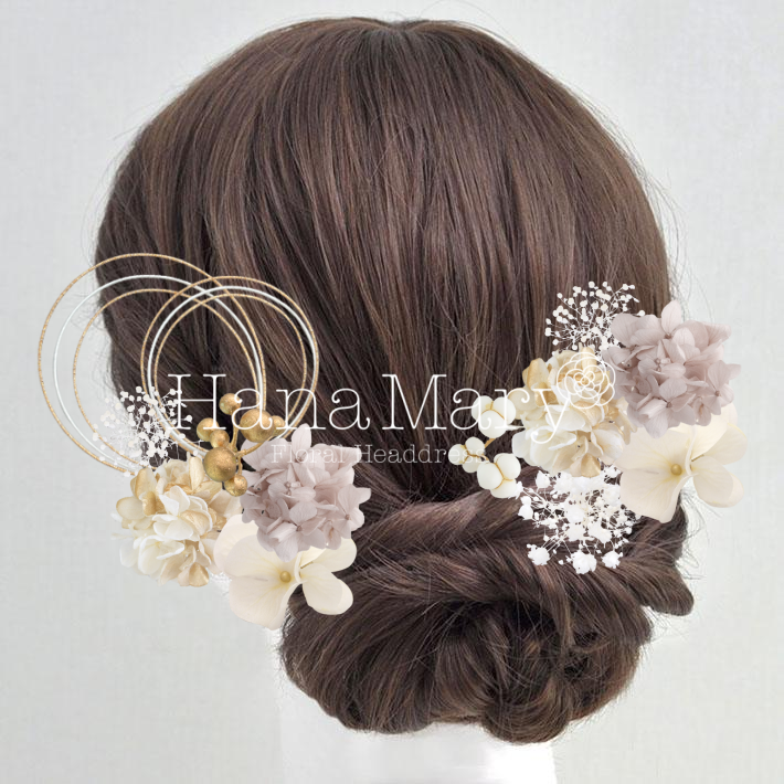 紫陽花とカスミソウ②