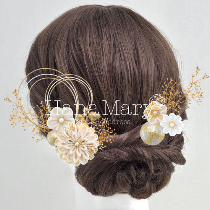 つまみ細工メインの白