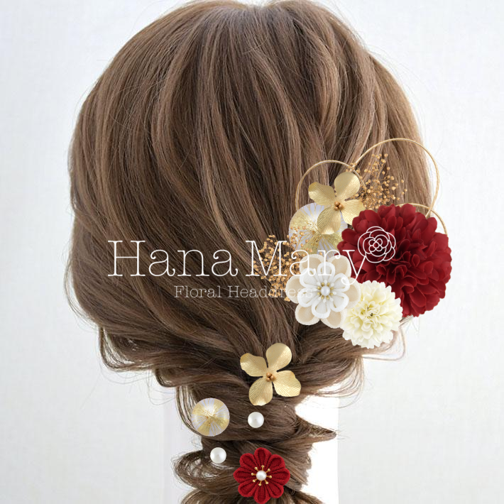 ピンポンマムとつまみ細工の紅白飾り　編みおろし