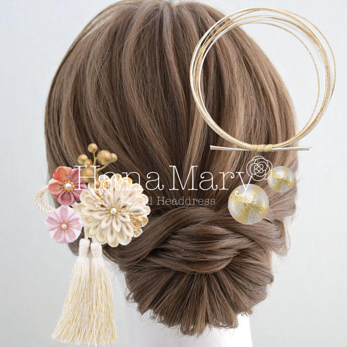 つまみ細工と鞠玉ぴん