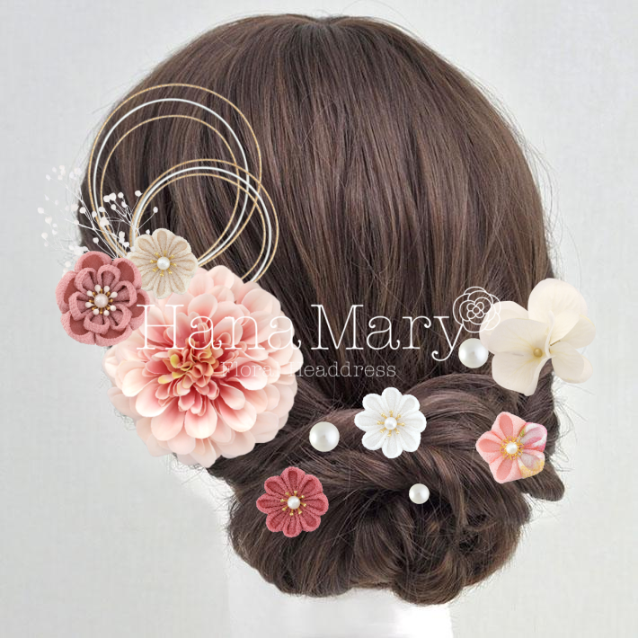 サーモンピンク