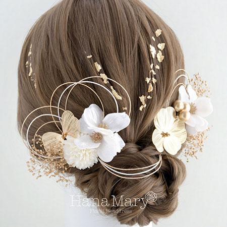 ベロア素材のハナミズキ 髪飾り 成人式 卒業式 結婚式【白】